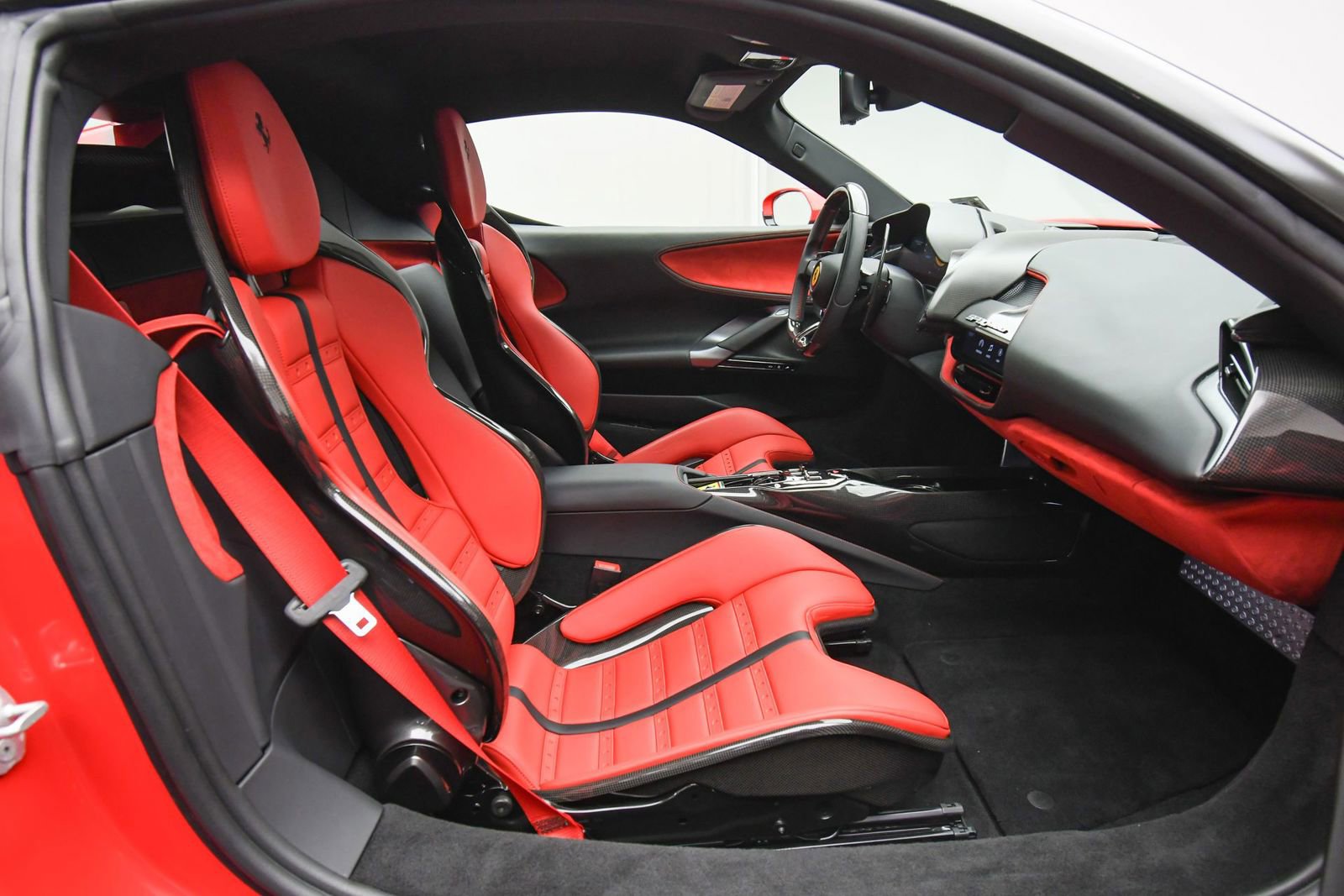 Used 2023 Ferrari SF90 Stradale image 57