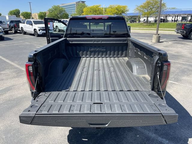 New 2026 GMC Sierra 2500 AT4 w/ AT4 Premium Plus Package AWD/4WD image 23