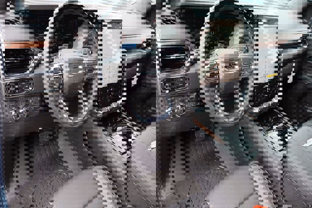 New 2026 GMC Yukon Denali w/ Denali Reserve Package image 11