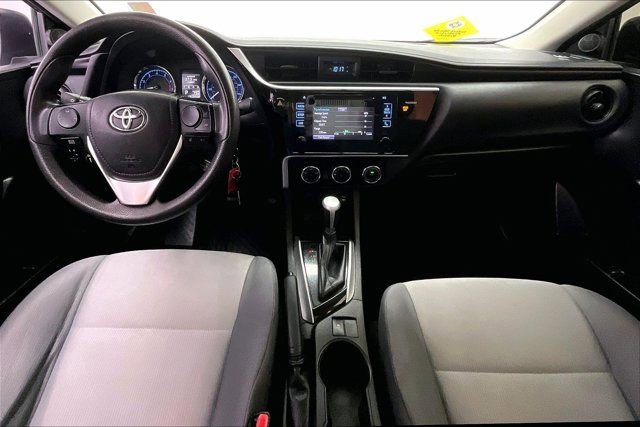 Used 2017 Toyota Corolla L w/ Carpet Mat Package (TMS) image 15
