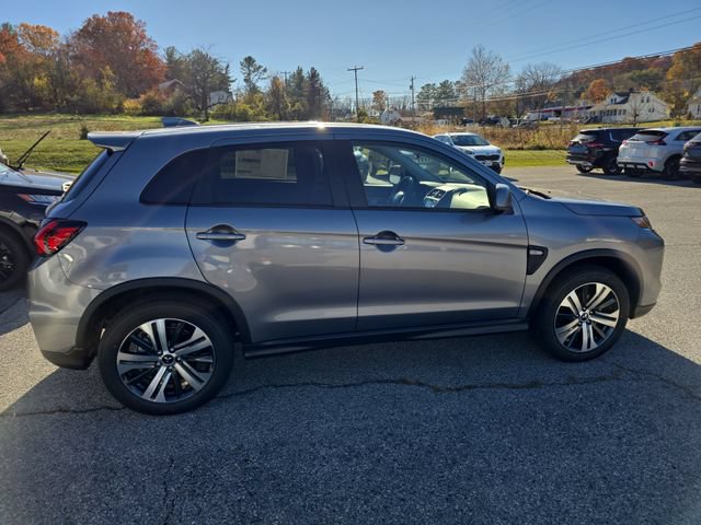Used 2025 Mitsubishi Outlander Sport ES AWD/4WD image 6