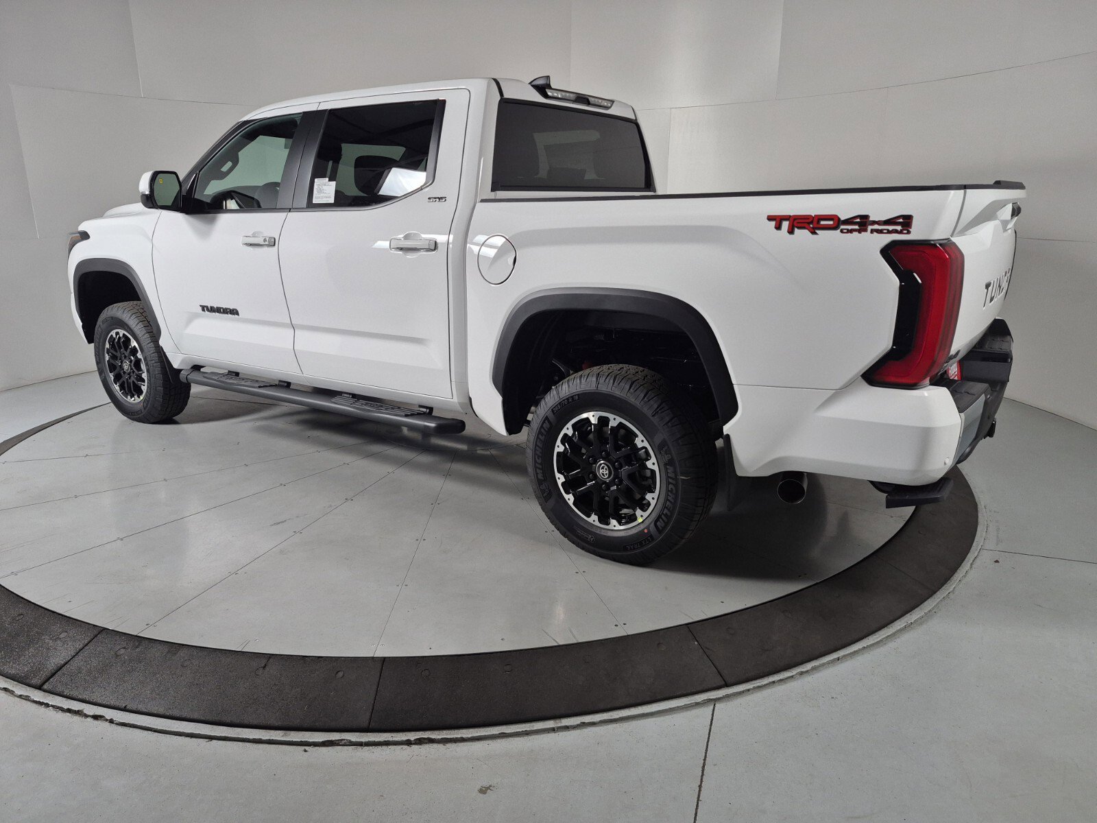 New 2026 Toyota Tundra SR5 image 3