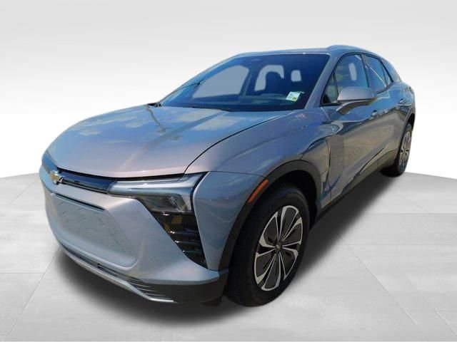 New 2025 Chevrolet Blazer EV LT image 3