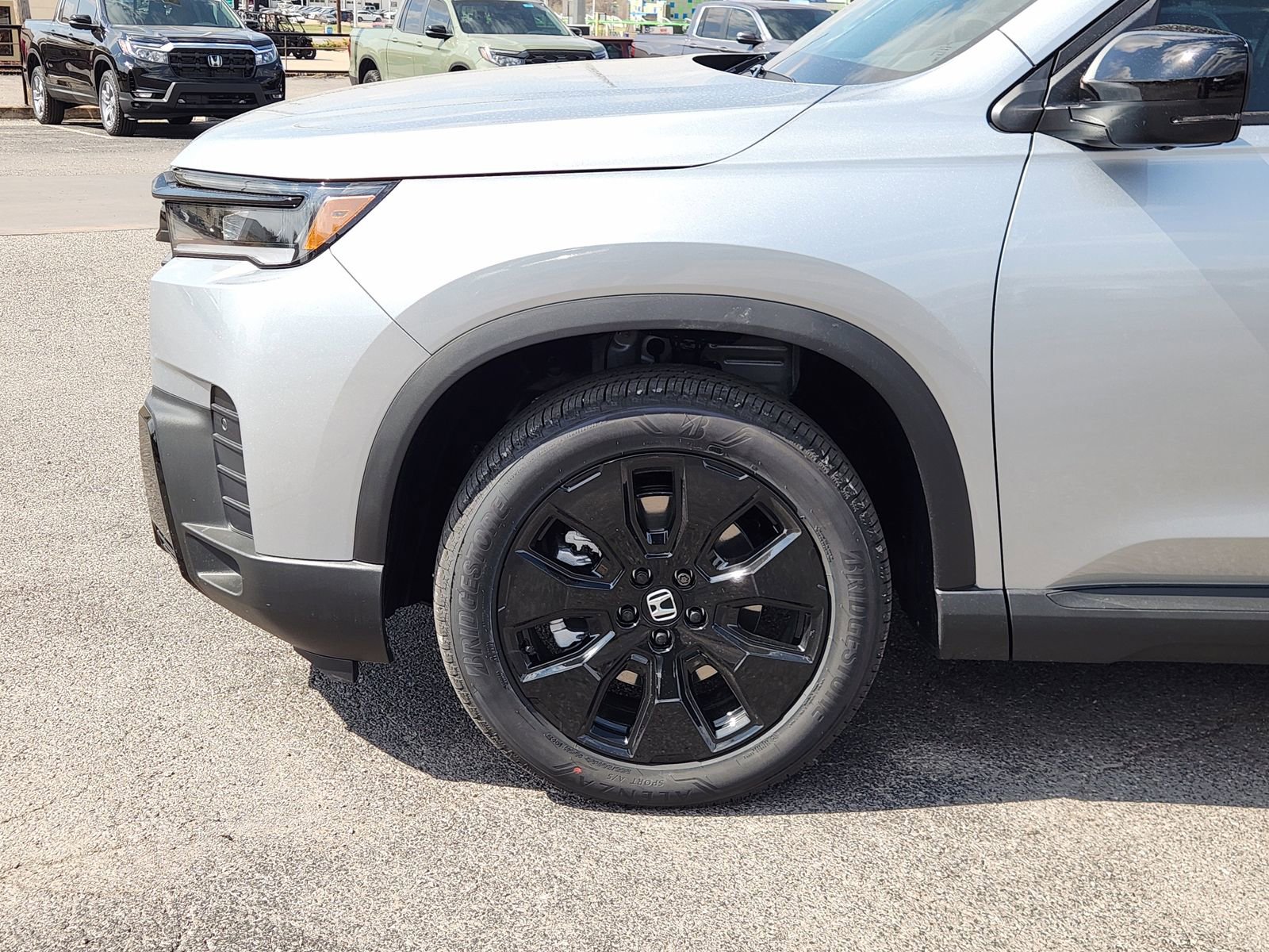 New 2026 Honda Pilot Black Edition image 9