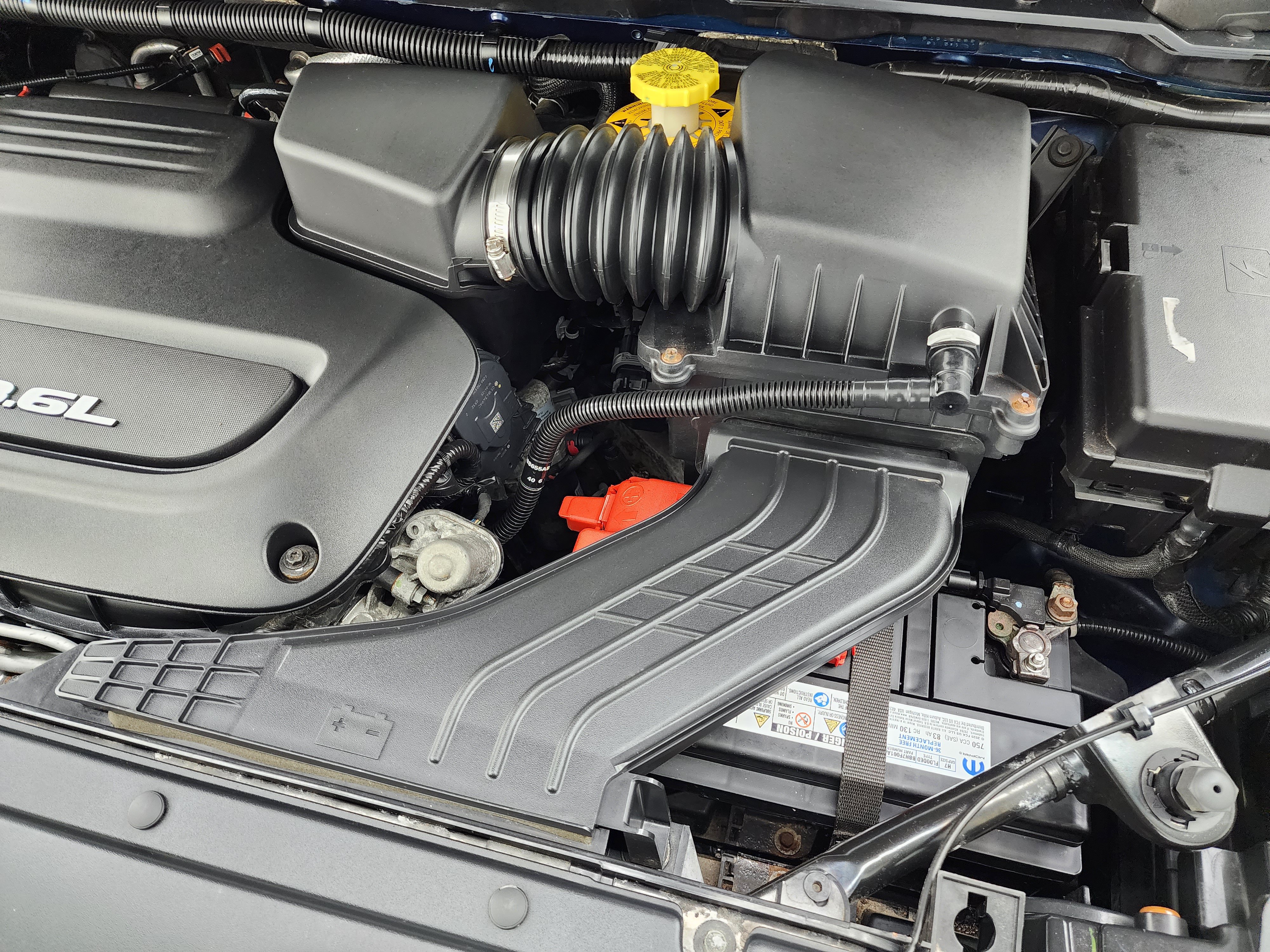 Used 2017 Chrysler Pacifica Touring-L FWD image 19