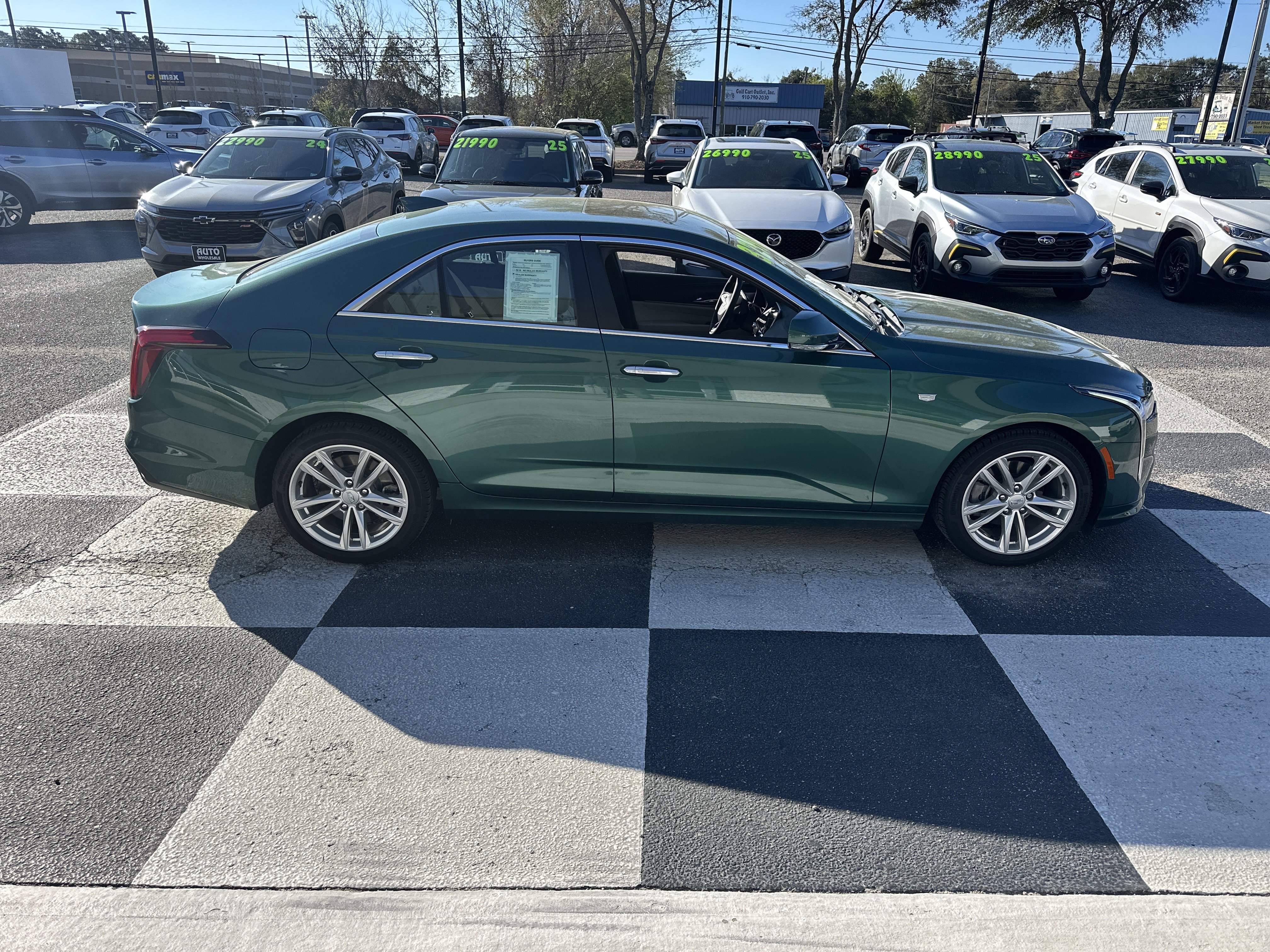 Used 2025 Cadillac CT4 Luxury image 3