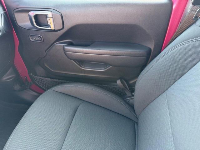 Used 2022 Jeep Wrangler Unlimited Sport image 27