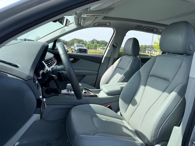 Used 2017 Audi Q7 3.0T Prestige image 14