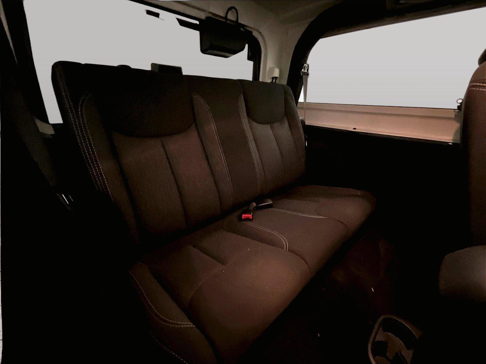 Used 2014 Jeep Wrangler Sahara w/ Dual Top Group image 27