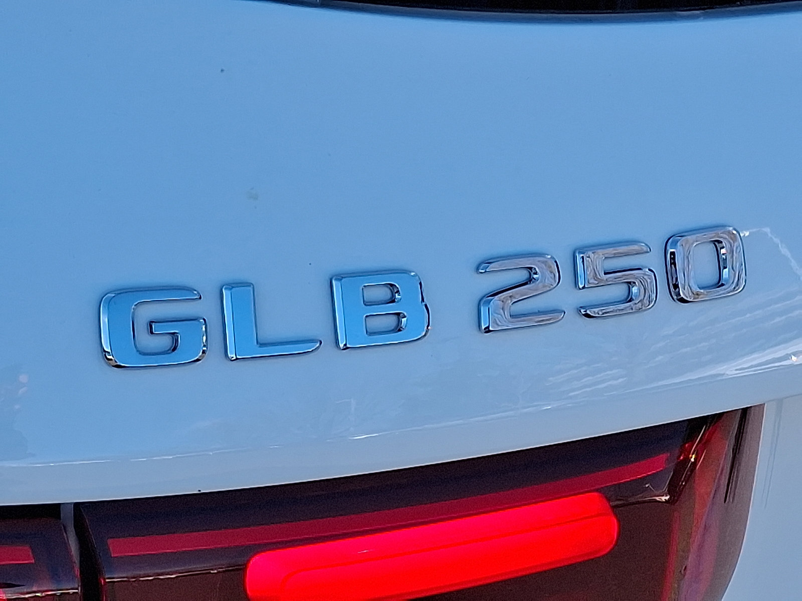 New 2026 Mercedes-Benz GLB 250 4MATIC image 24