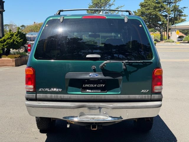 Used 2001 Ford Explorer XLT AWD/4WD image 8