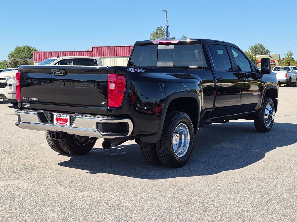New 2026 Chevrolet Silverado 3500 LT w/ All Star Edition AWD/4WD image 4