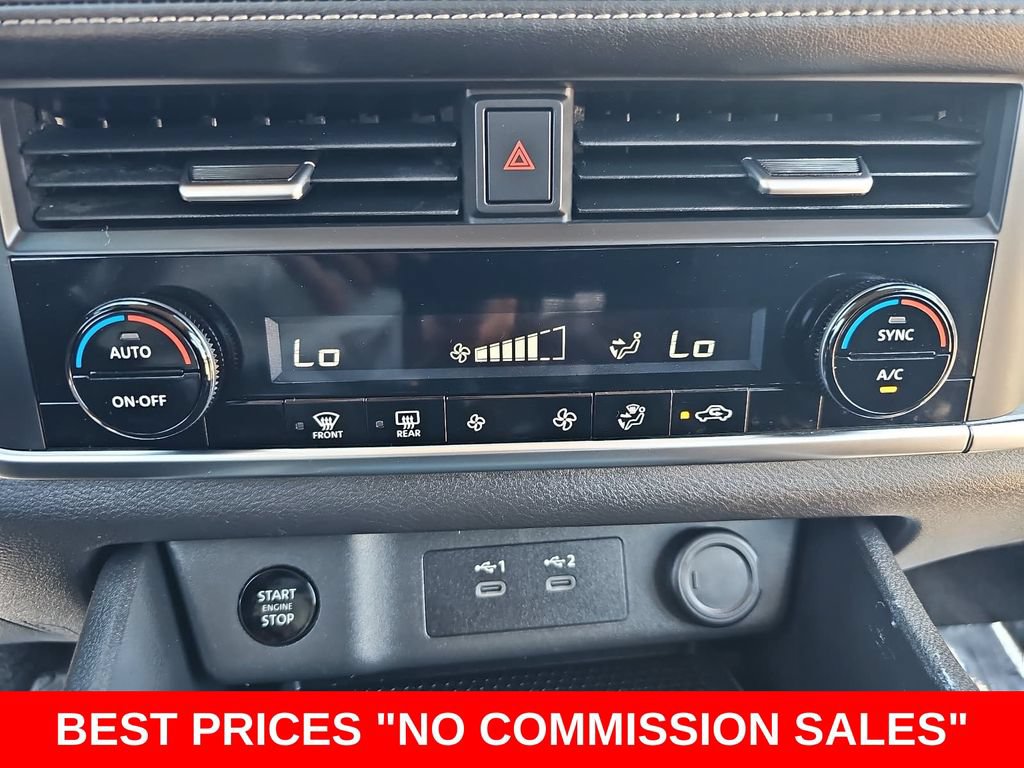 Used 2024 Nissan Rogue SV AWD/4WD image 21