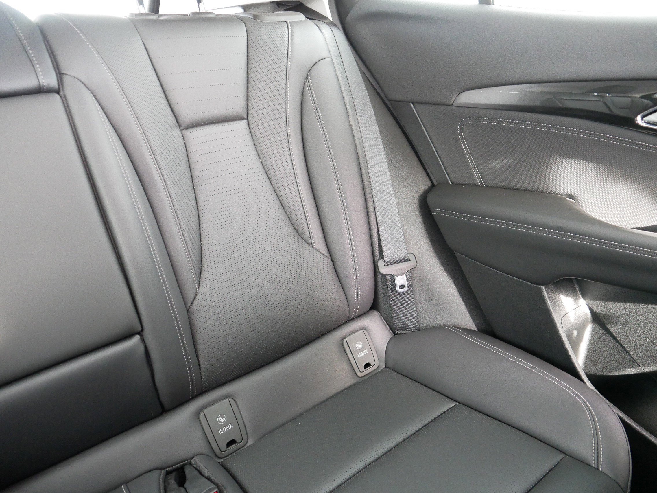 Certified 2025 Buick Envision Preferred image 14