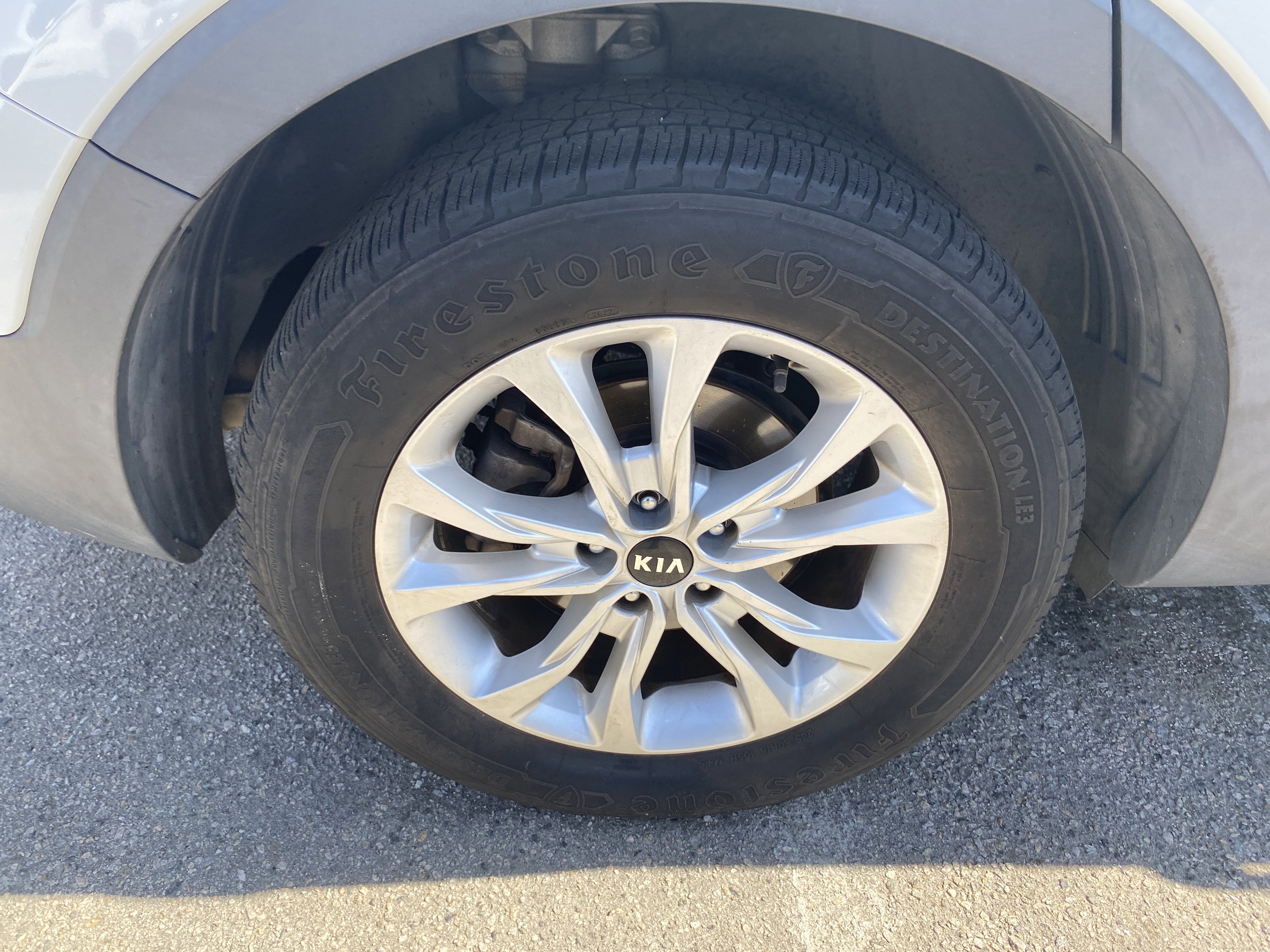 Used 2020 Kia Telluride LX image 24