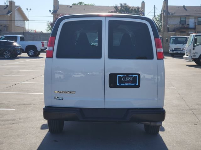 Used 2025 Chevrolet Express 3500 LS RWD image 12