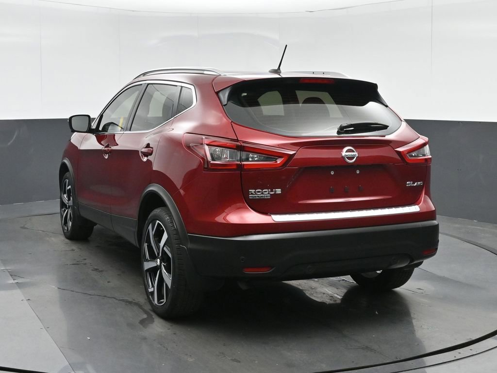 Used 2022 Nissan Rogue Sport SL w/ Premium Package image 5