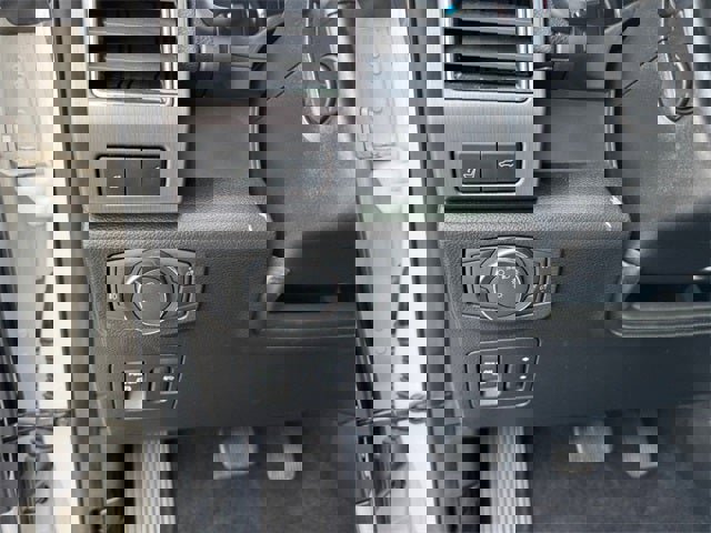 Used 2019 Ford Expedition Platinum image 17