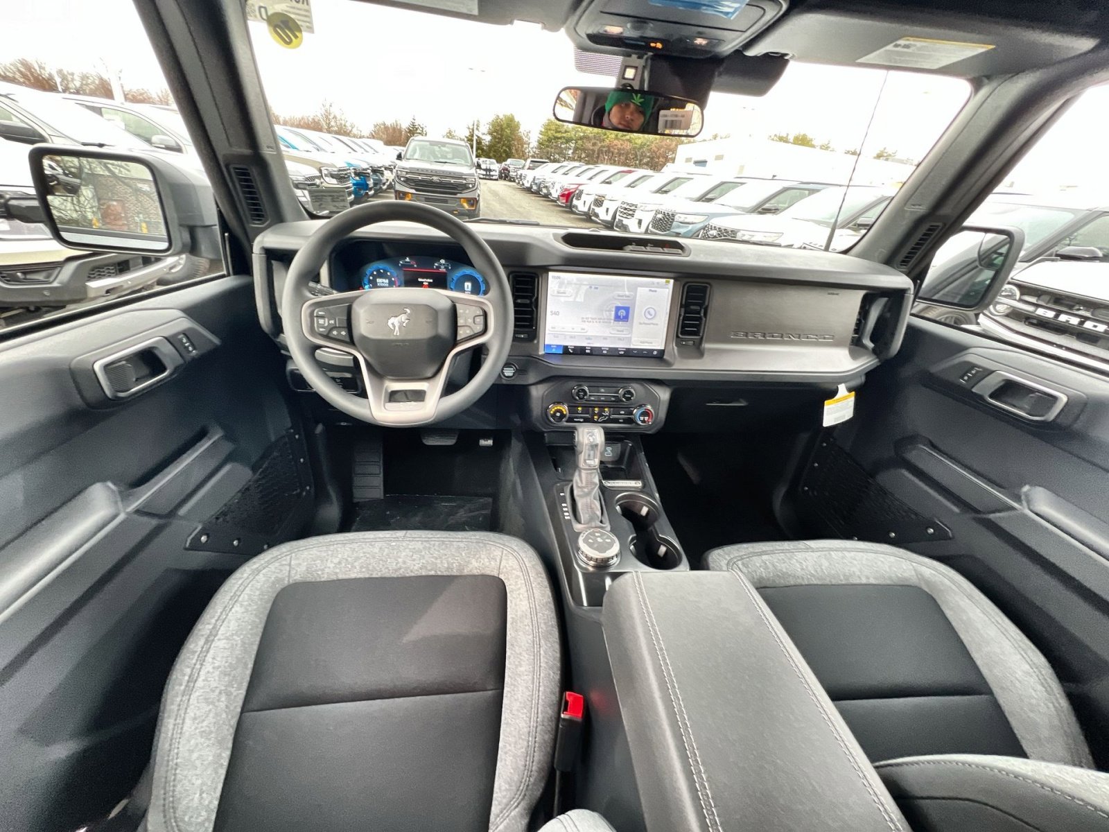 New 2025 Ford Bronco 4-Door image 22