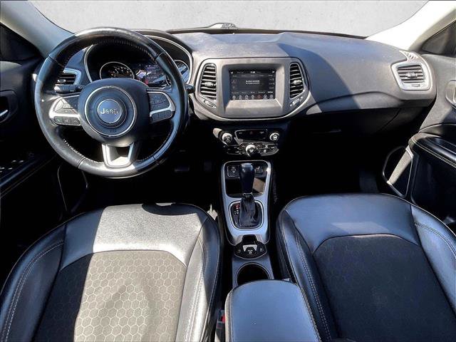 Used 2020 Jeep Compass Latitude FWD image 12