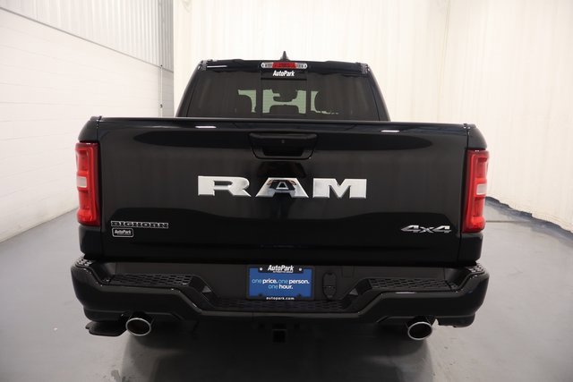 New 2026 RAM 1500 4x4 Crew Cab image 7