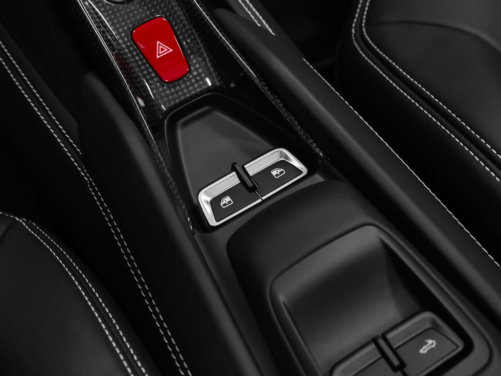 Certified 2022 Ferrari F8 Tributo RWD image 58
