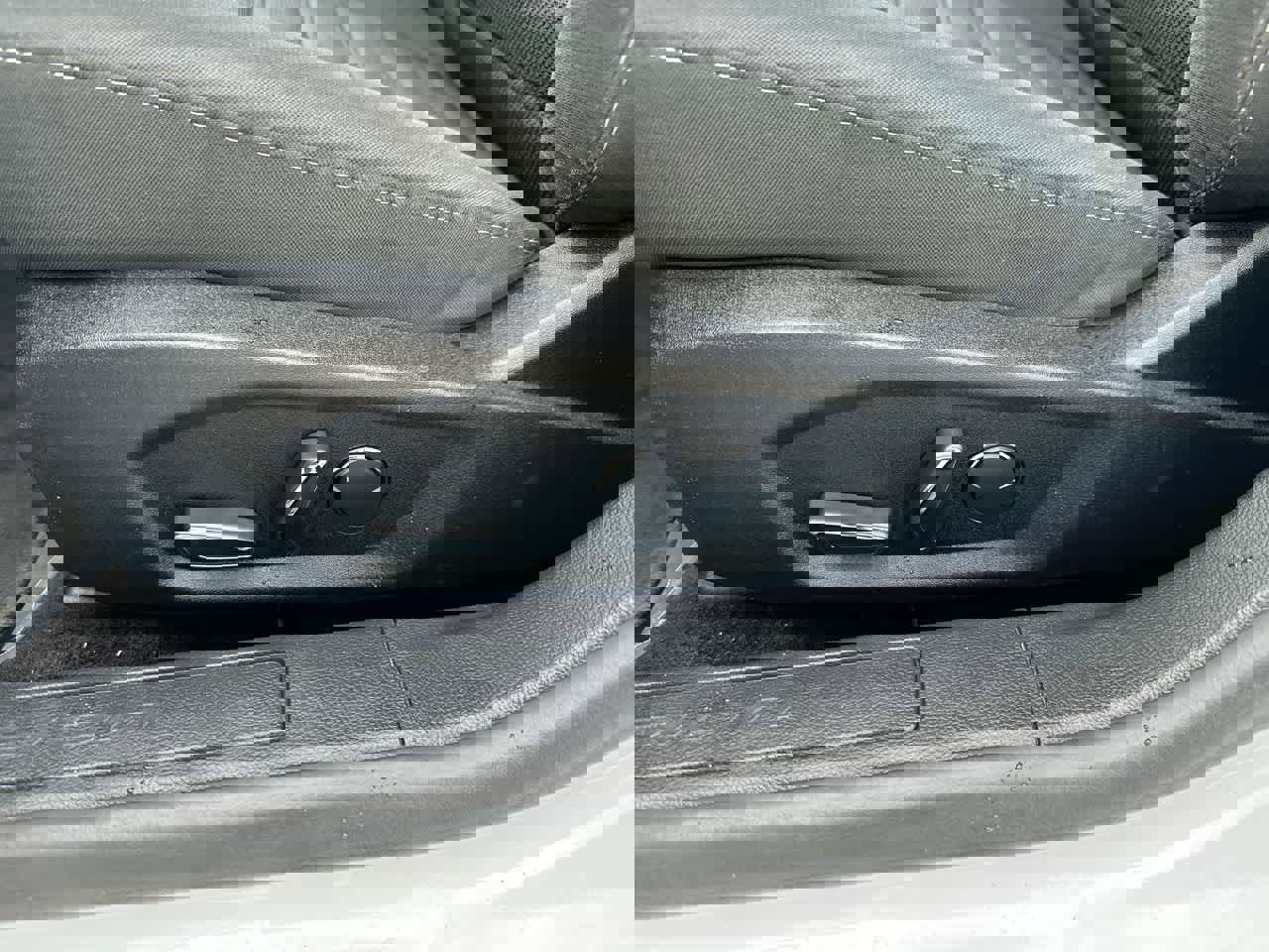 Used 2018 Ford Fusion SE image 22