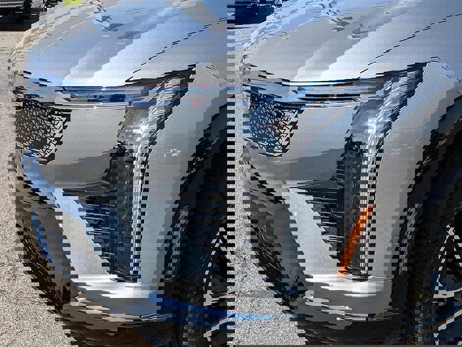 New 2026 Cadillac Optiq Sport 1 image 9