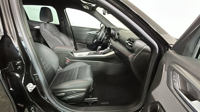 Used 2024 Dodge Hornet R/T w/ R/T Blacktop Package AWD/4WD image 31