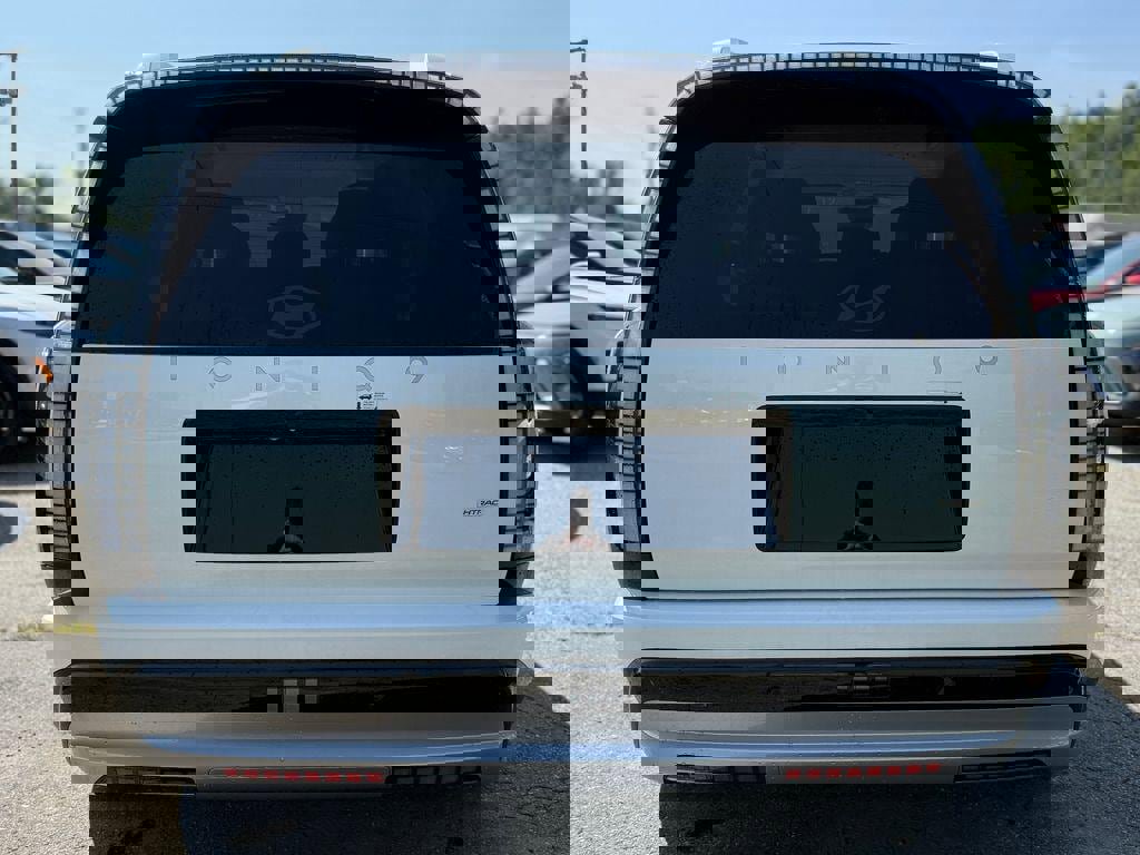 New 2026 Hyundai Ioniq 9 SEL image 4