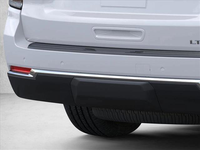 New 2026 Chevrolet Suburban LT image 14