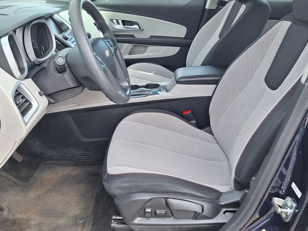 Used 2017 Chevrolet Equinox LS image 10