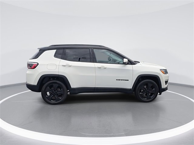 Used 2020 Jeep Compass Latitude image 9