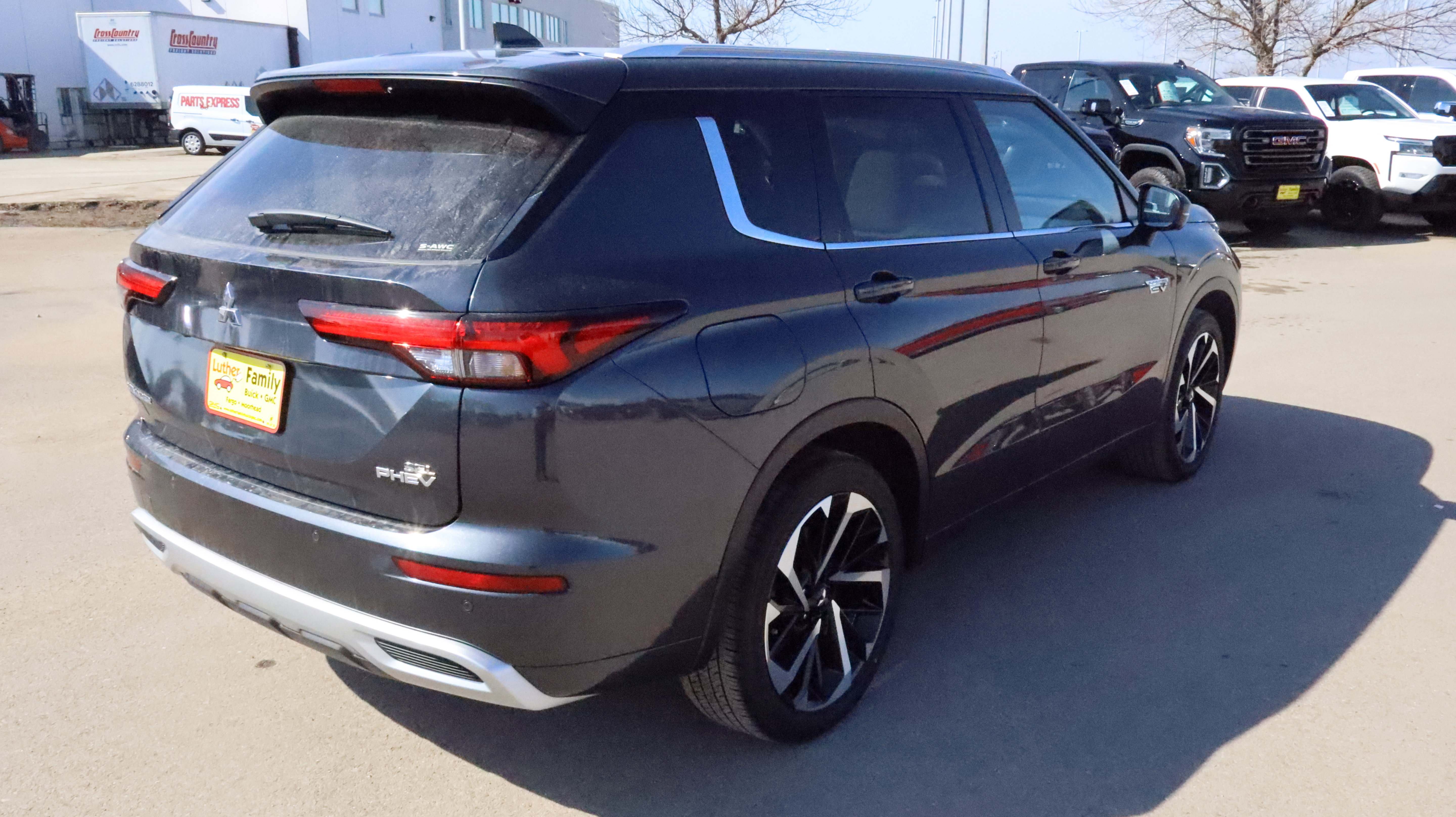 Used 2025 Mitsubishi Outlander SEL image 7