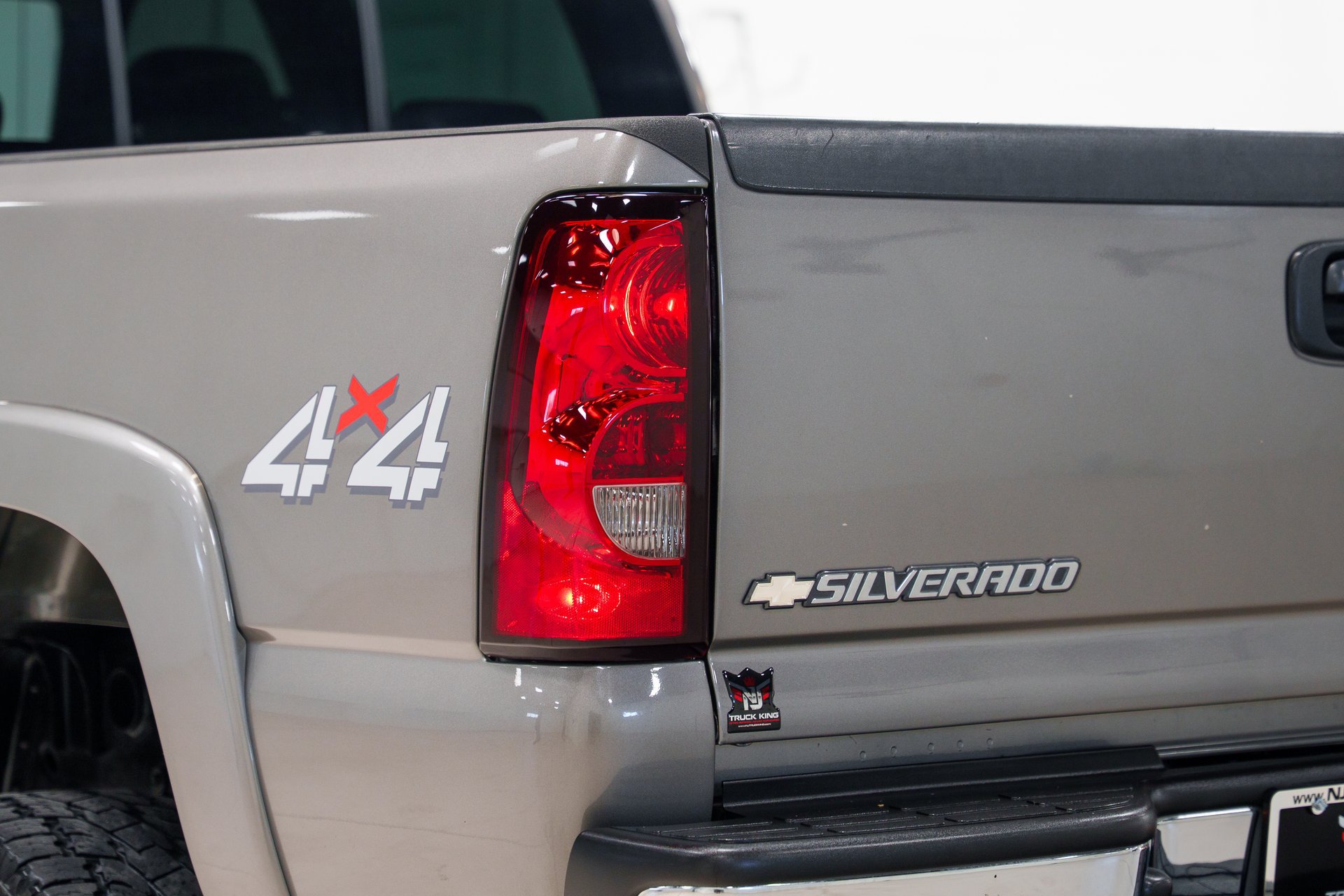 Used 2007 Chevrolet Silverado 2500 LT w/ Heavy-Duty Power Package AWD/4WD image 24