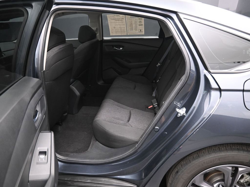 Used 2023 Honda Accord EX image 29
