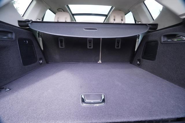 Used 2020 Buick Envision Essence w/ Experience Buick Package image 31