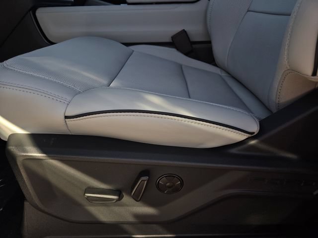 New 2027 Ford Expedition Platinum w/ Platinum Ultimate Package AWD/4WD image 12