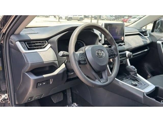 Certified 2025 Toyota RAV4 LE AWD/4WD image 22