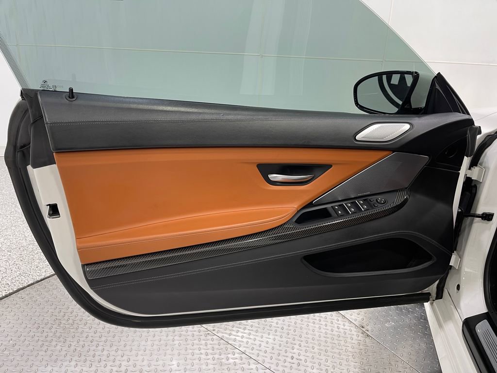 Used 2017 BMW M6 Convertible image 15