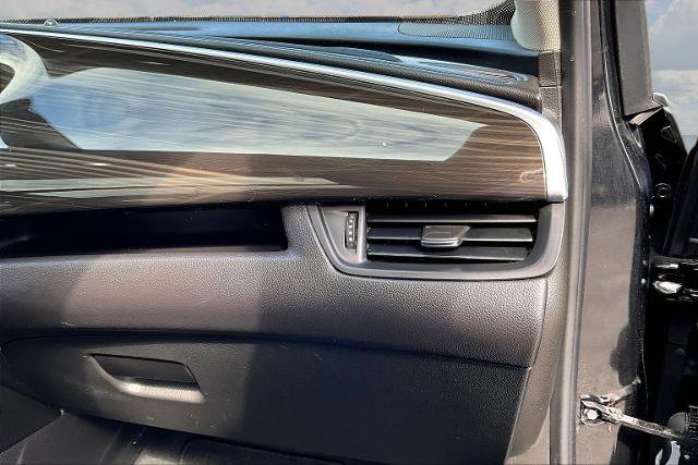 Used 2020 Buick Envision Essence w/ Experience Buick Package image 26