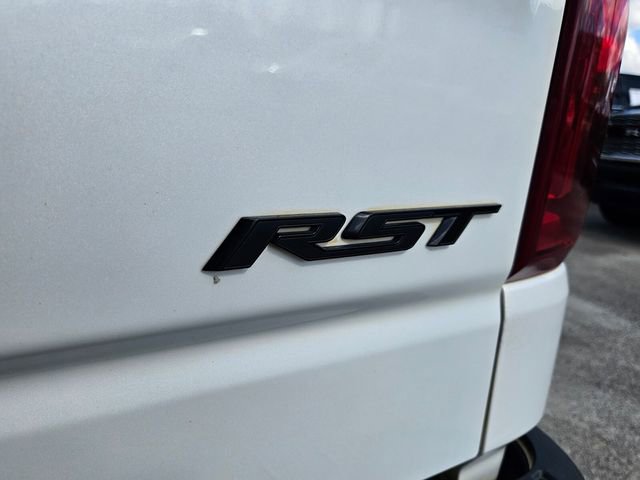 Used 2022 Chevrolet Silverado 1500 RST AWD/4WD image 7