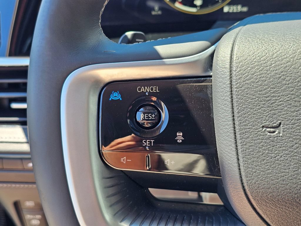 Used 2025 INFINITI QX80 Pure AWD/4WD image 30