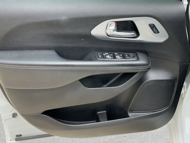 Used 2018 Chrysler Pacifica Limited w/ Advanced Safetytec Group image 10