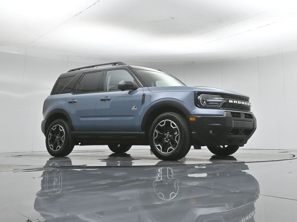 Certified 2025 Ford Bronco Sport Big Bend AWD/4WD image 4