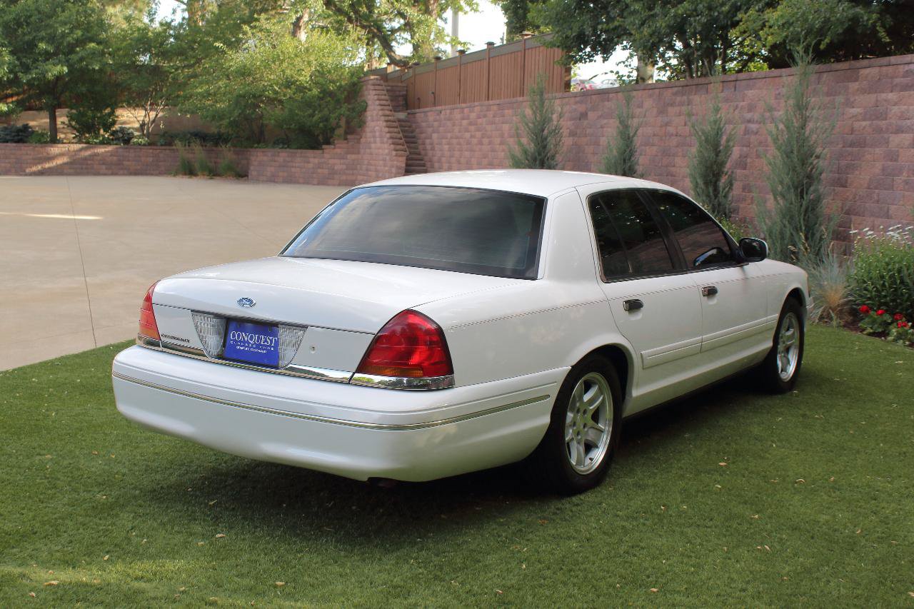 Used 1999 Ford Crown Victoria LX RWD image 5