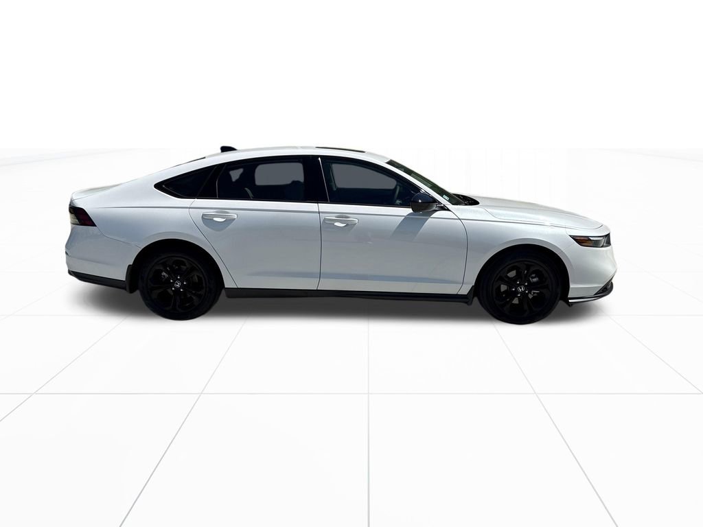 Certified 2025 Honda Accord SE image 10