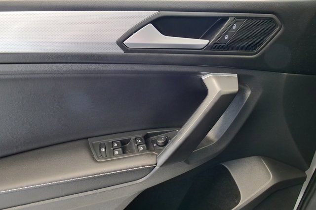 Used 2022 Volkswagen Tiguan S image 28