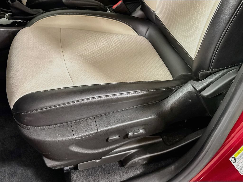 Used 2019 Buick Encore Preferred FWD image 23