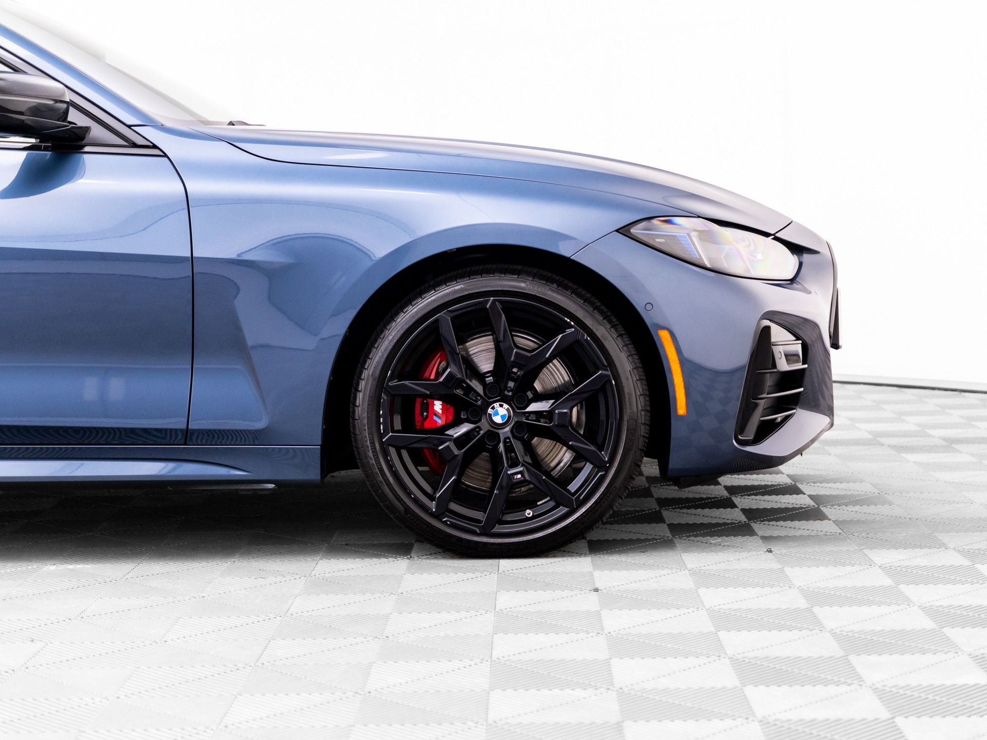 Certified 2025 BMW 430i xDrive Coupe AWD/4WD image 35